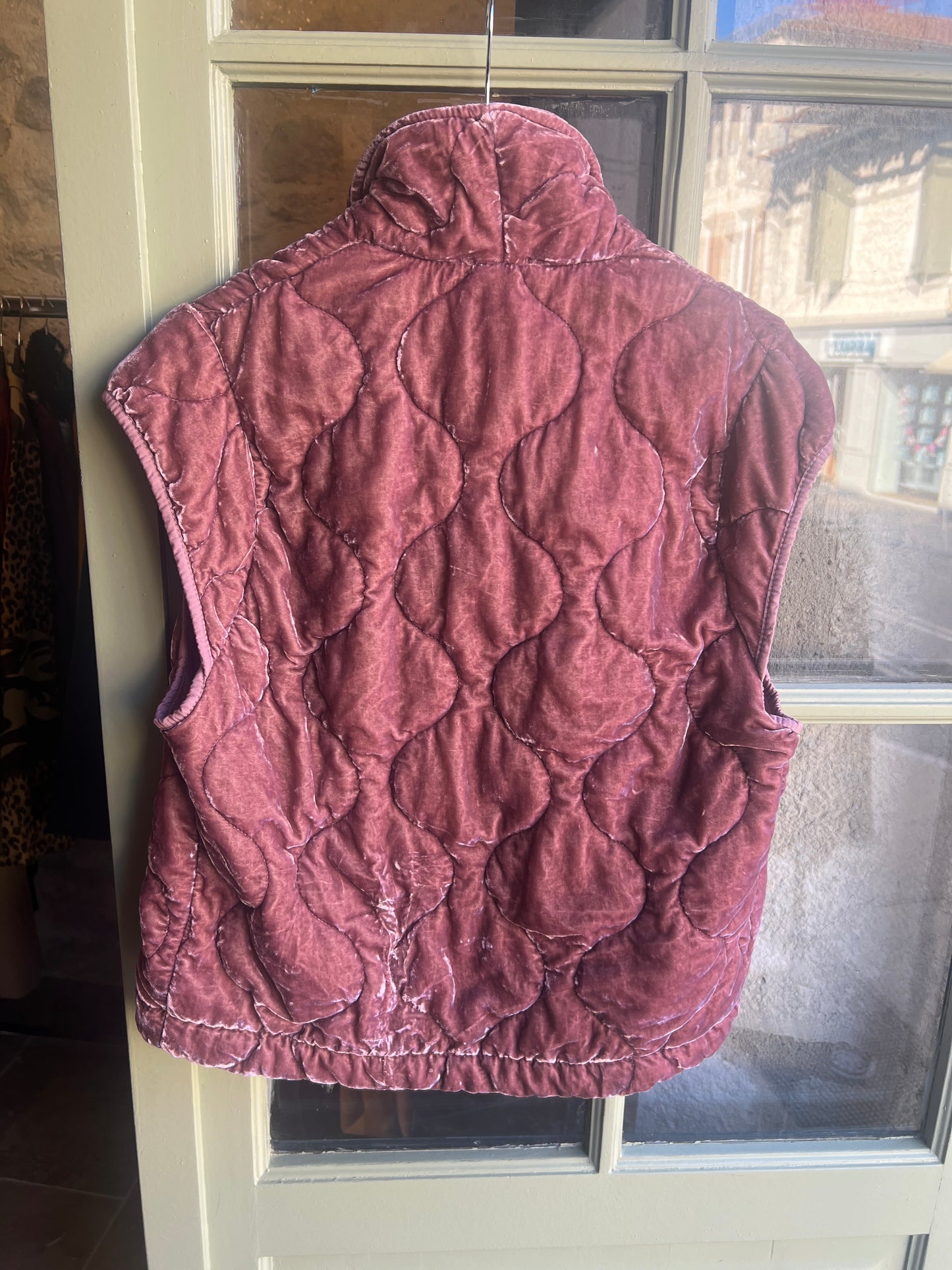 Gilet en velours rose Clara-Johanna Paris