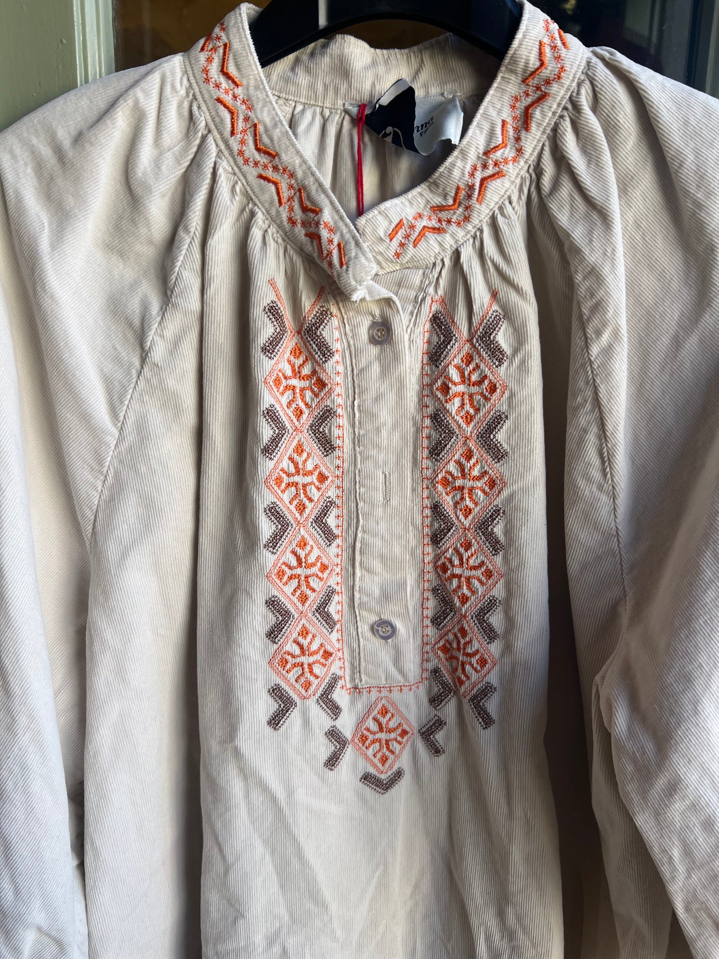 Blouse en velours écru Anna-Johanna Paris