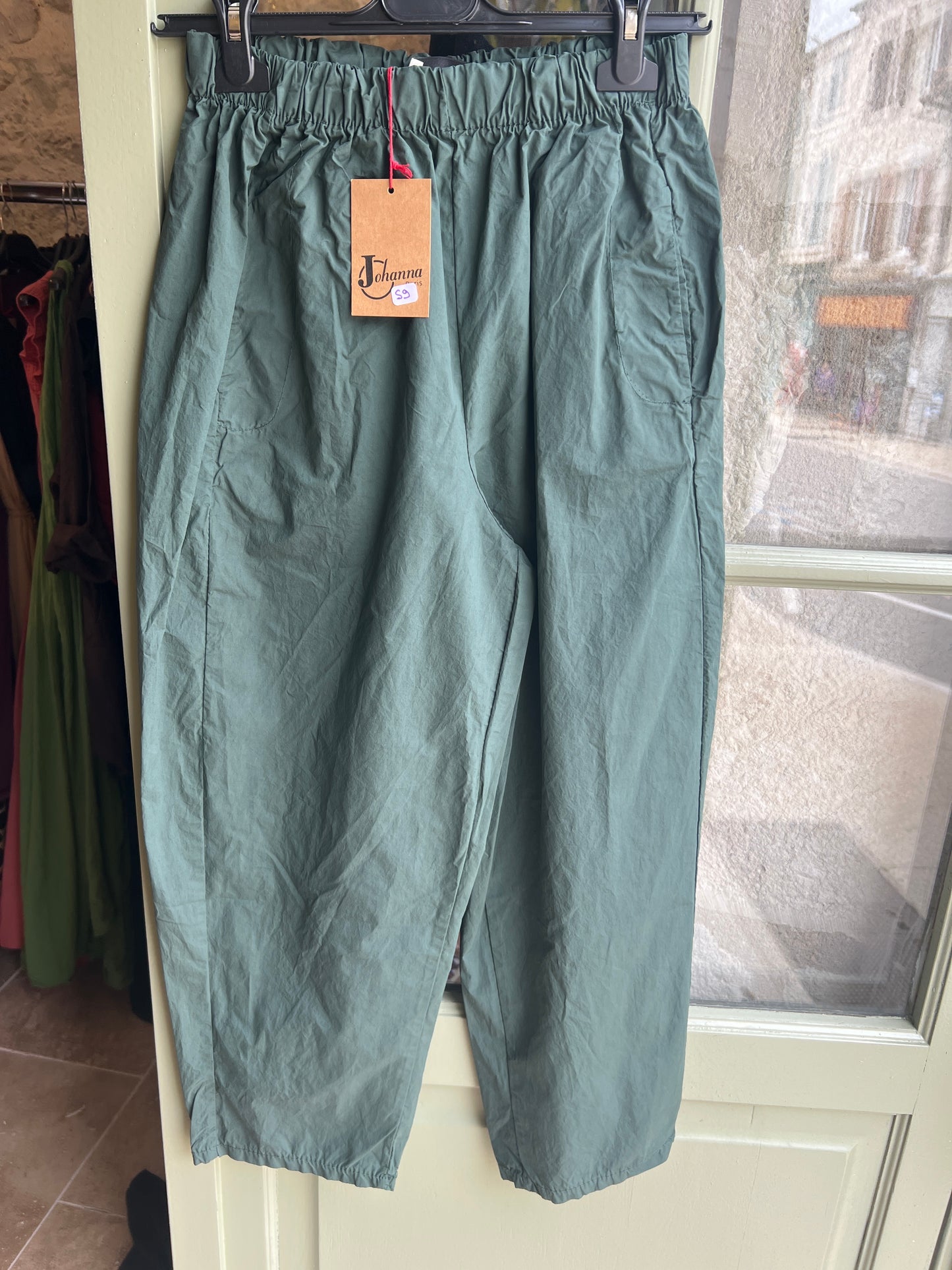 Promo-Pantalon Magic uni-Johanna Paris