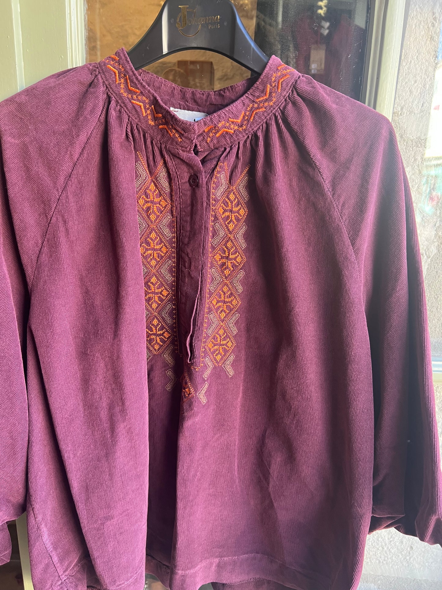 Blouse en velours prune Anna-Johanna Paris