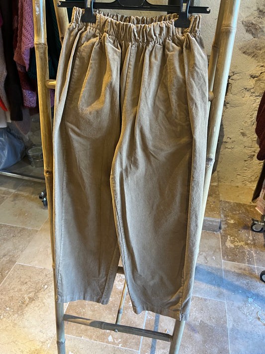 Promo Pantalon Magique velours milleraies-Johanna Paris-beige