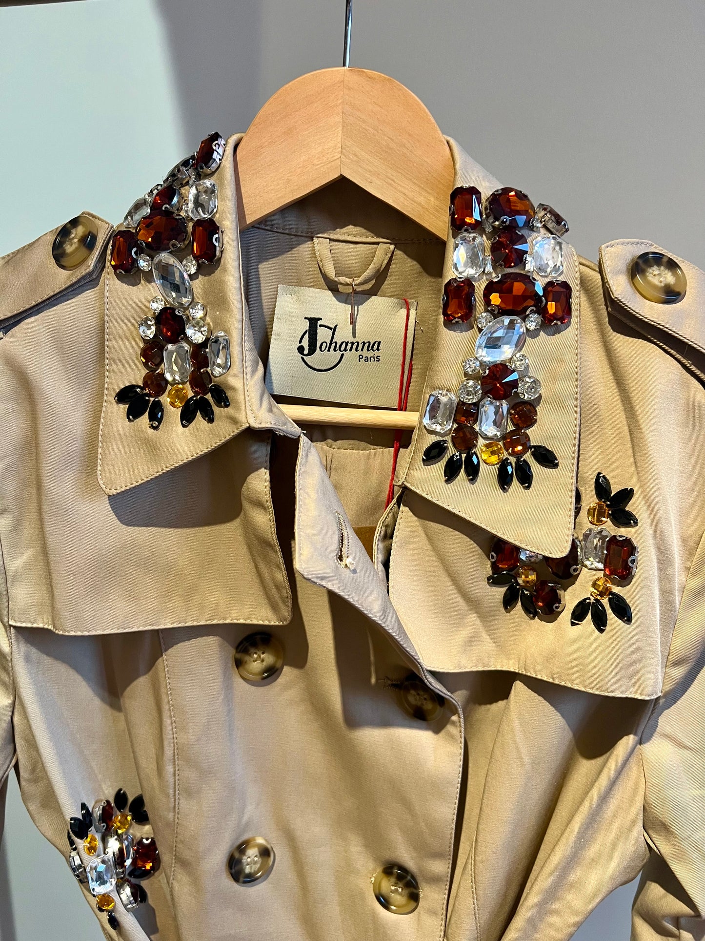 Promo-Trench London-Johanna Paris