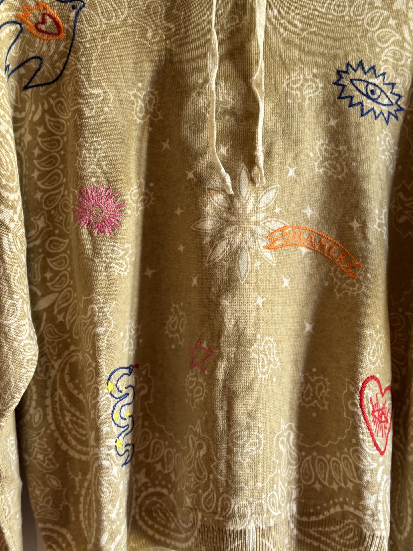 Promo-Pull à capuche Bandana brodé-Adoré Paris