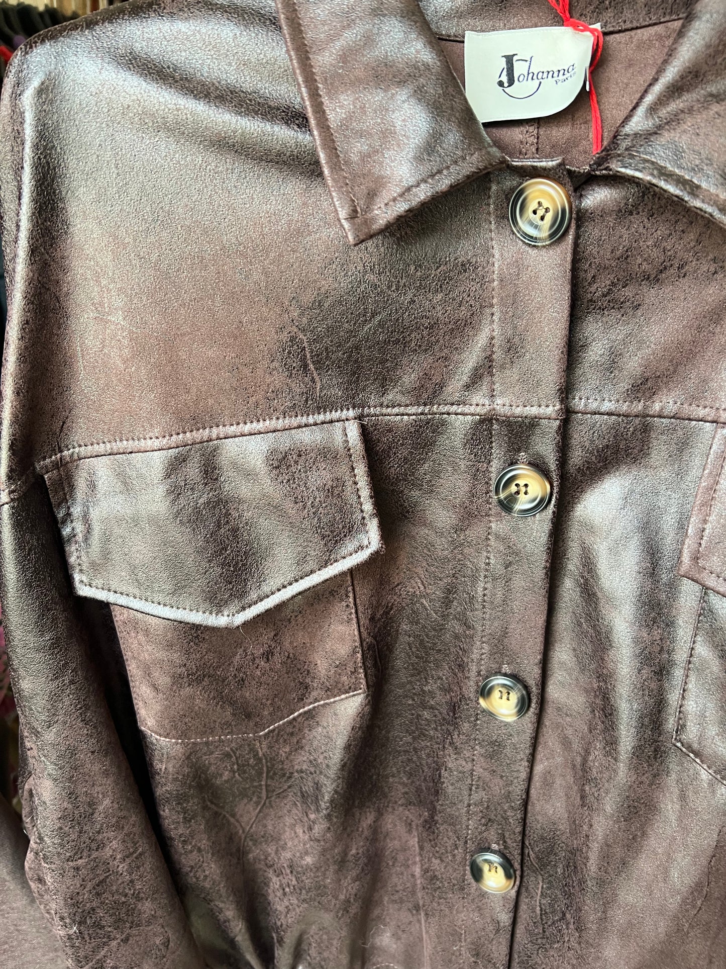 Blouson en simili cuir choco aspect vieilli-Johanna Paris