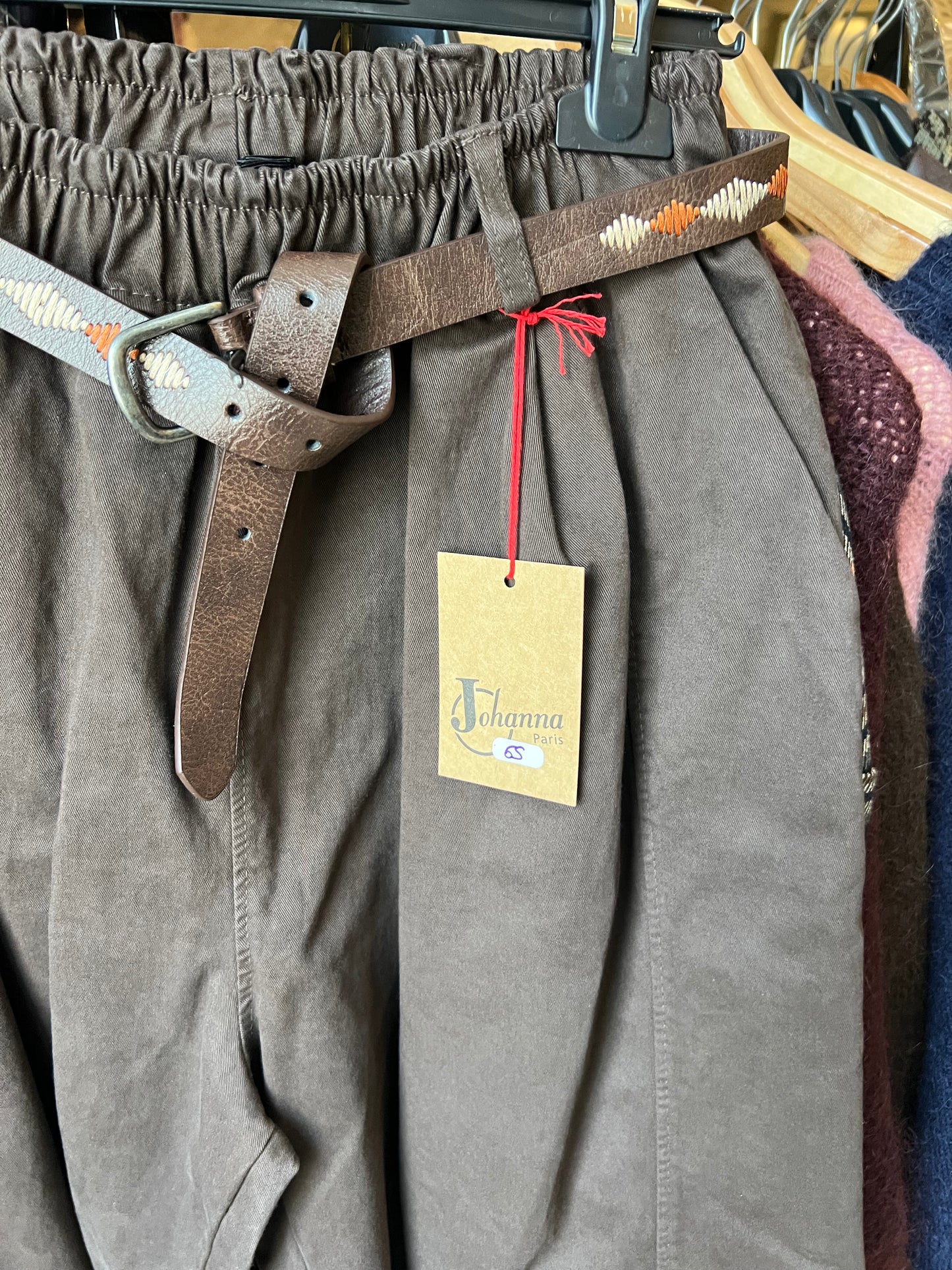 Nouveau pantalon Magique-Johanna paris