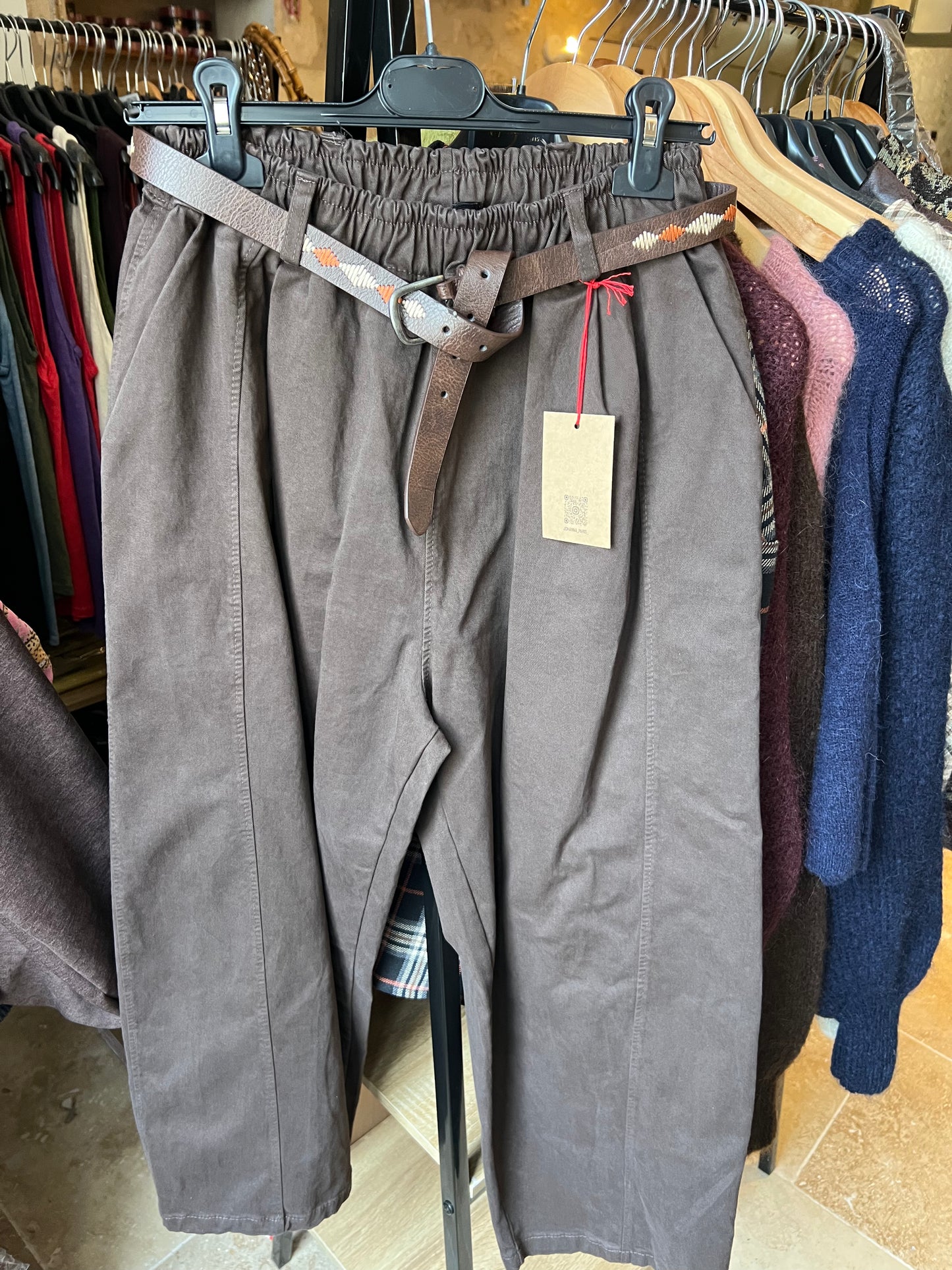 Nouveau pantalon Magique-Johanna paris