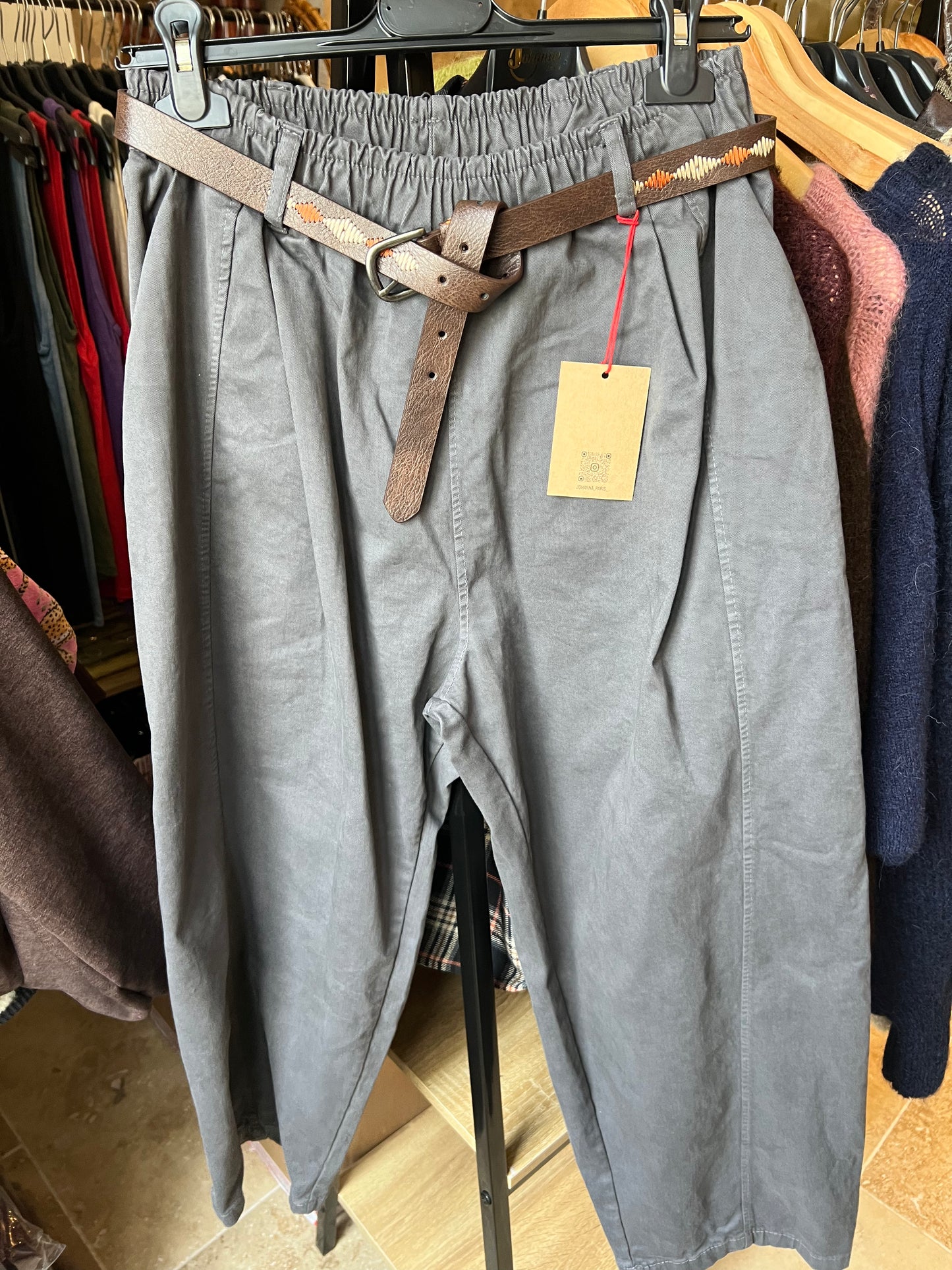 Nouveau pantalon Magique-Johanna paris