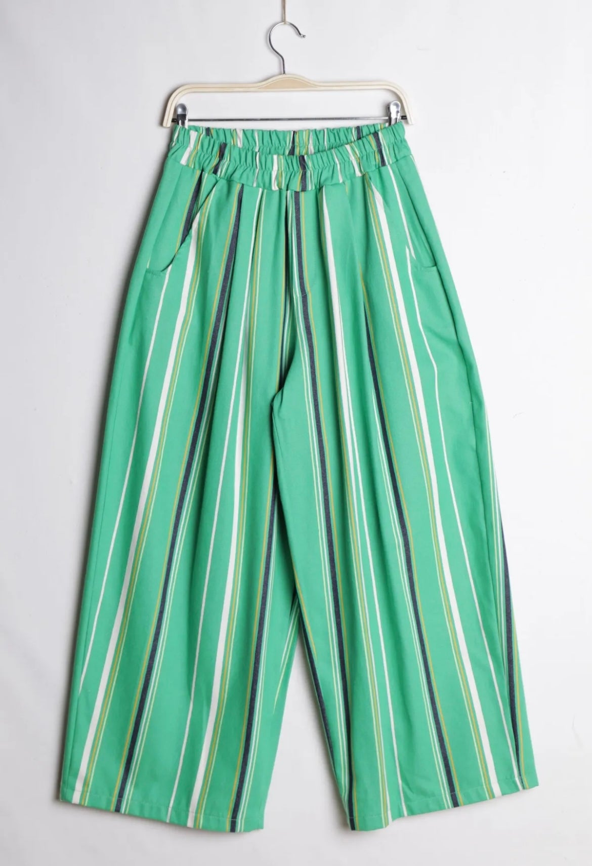Pantalon large Capri-vert